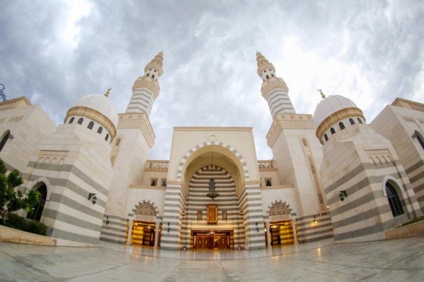 شركة المنارة المتميزة